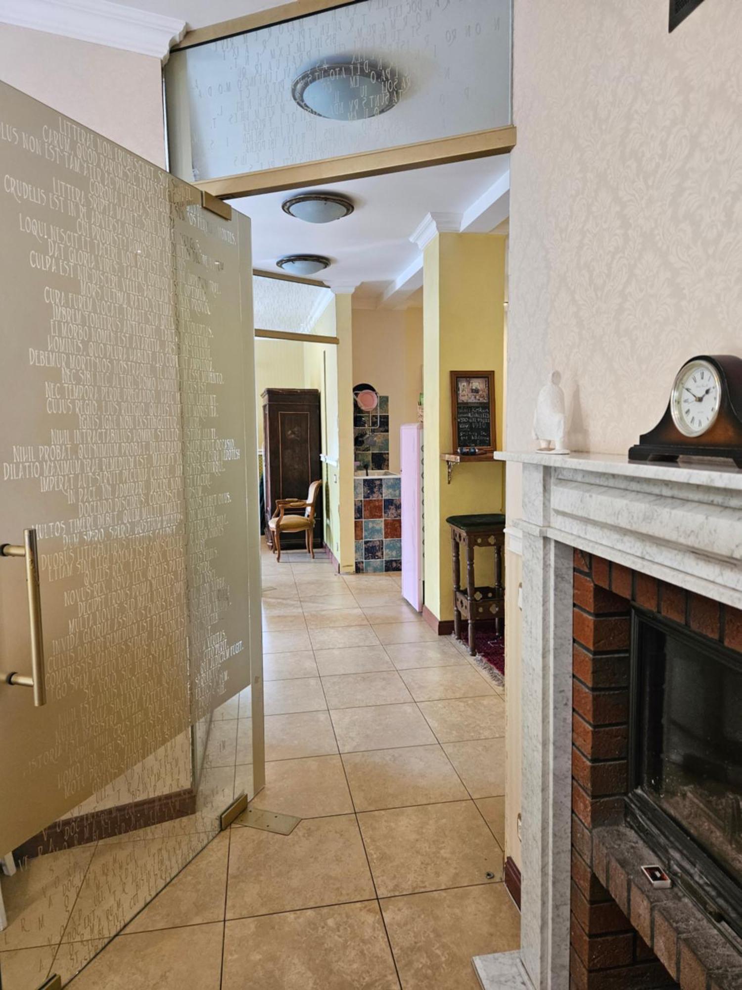 Barrister'S Apartments With Fireplace Šiauliai Exteriér fotografie